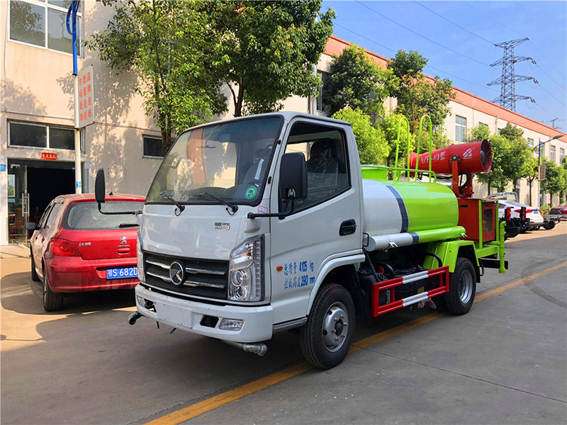 凱馬藍(lán)牌霧炮抑塵車
