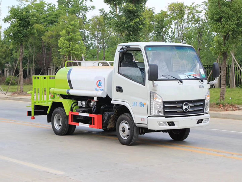 凱馬藍(lán)牌灑水車