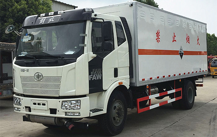 解放爆破器材運輸車