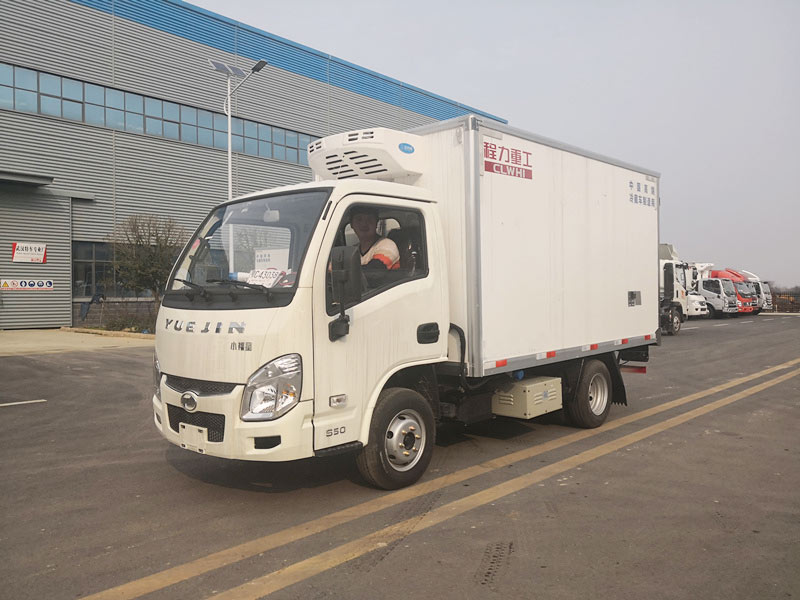 躍進小福星冷藏車