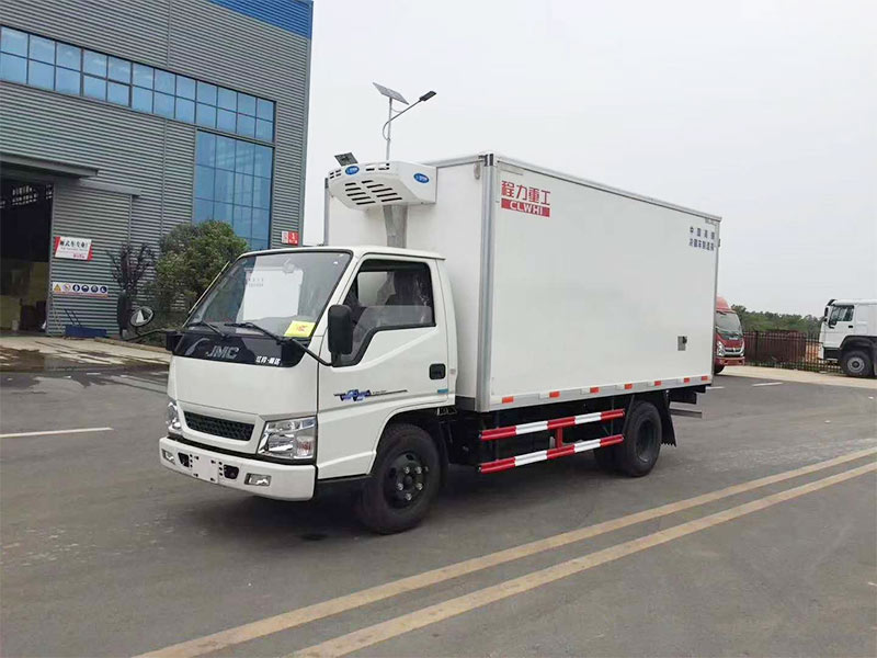 江鈴順達4.1米冷藏車