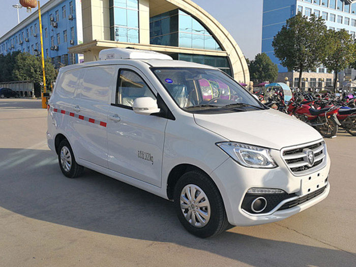 福田迦途ix5面包式冷藏車