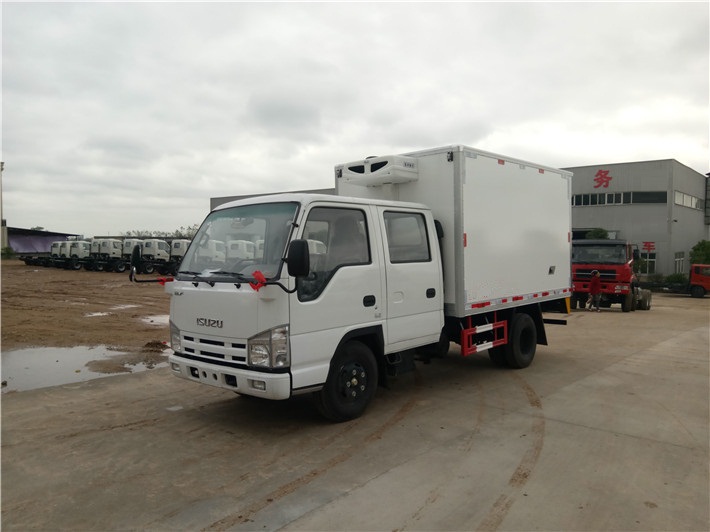 五十鈴雙排冷藏車-廂長3.2米