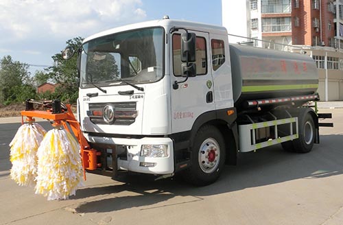  清洗車 護欄清洗車的分類和優勢講解