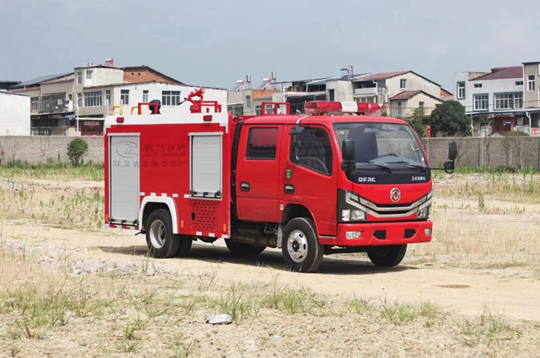 消防車-東風小多利卡2立方水罐消防車推薦