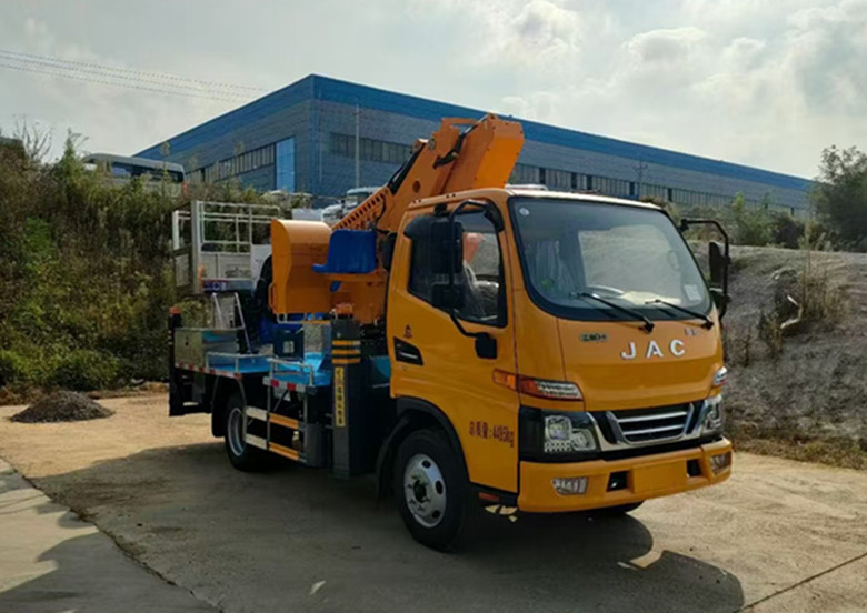 藍(lán)牌江淮駿鈴30米高空作業(yè)車推薦