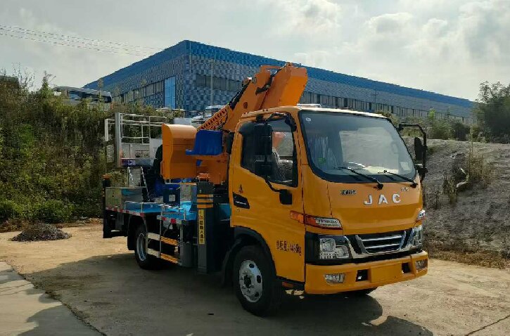 江淮藍(lán)牌30米高空作業(yè)車推薦