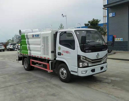 東風(fēng)多利卡防役消毒灑水車
