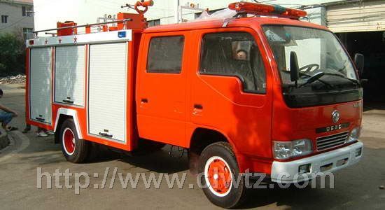 東風小霸王水罐消防車